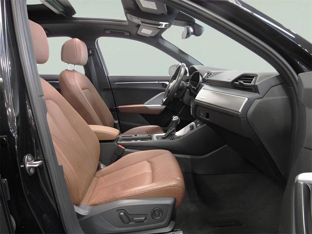 Photo of 2022 Mythos Black Metallic Audi Q3