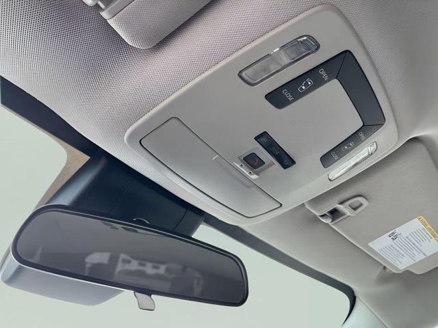 Photo of 2022 Predawn Gray Mica Toyota Sienna