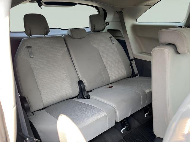 Photo of 2022 Predawn Gray Mica Toyota Sienna