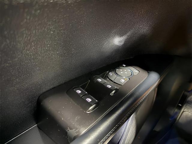 Photo of 2019 Infinite Black Metallic Lincoln Nautilus