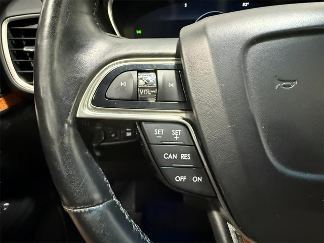 Photo of 2019 Infinite Black Metallic Lincoln Nautilus
