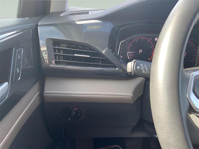 Photo of 2023 Pyrite Silver Metallic Volkswagen Taos