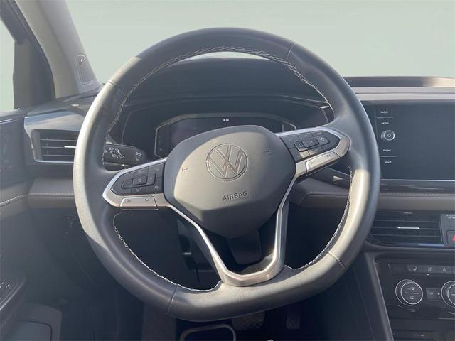Photo of 2023 Pyrite Silver Metallic Volkswagen Taos