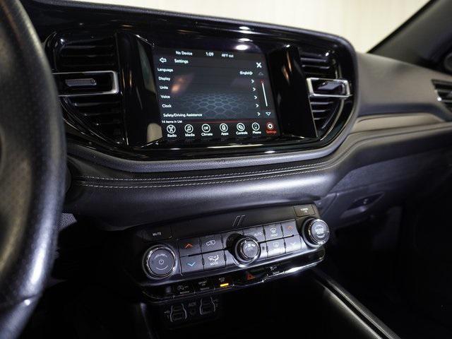 Photo of 2022 Destroyer Gray Clearcoat Dodge Durango