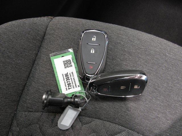 Photo of 2023 Mosaic Black Metallic Chevrolet Equinox