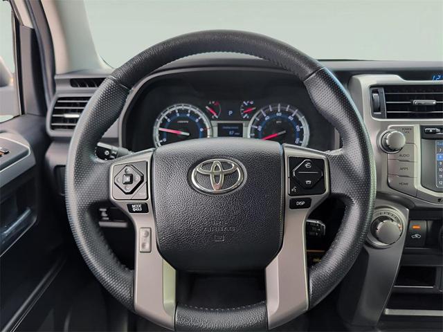 Photo of 2017 Super White Toyota 4Runner
