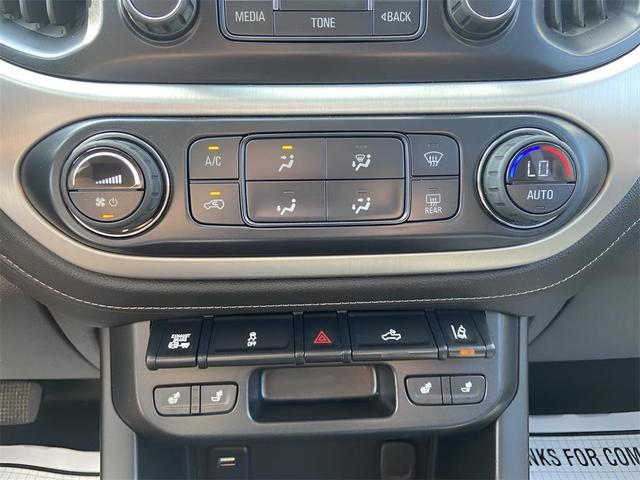 Photo of 2016 Onyx Black GMC Canyon