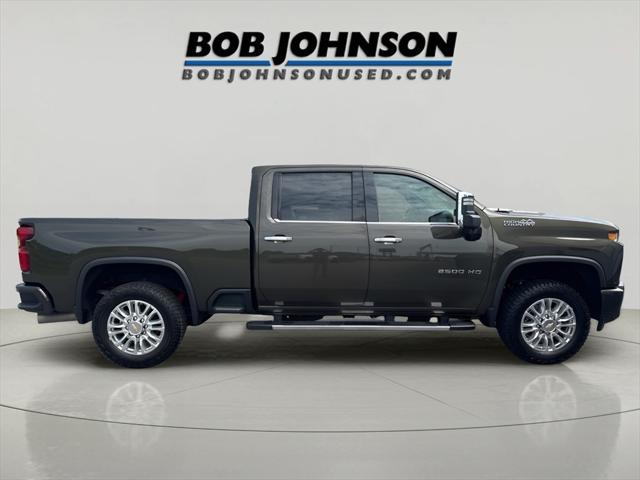 Photo of 2022 Greenstone Metallic Chevrolet Silverado 2500