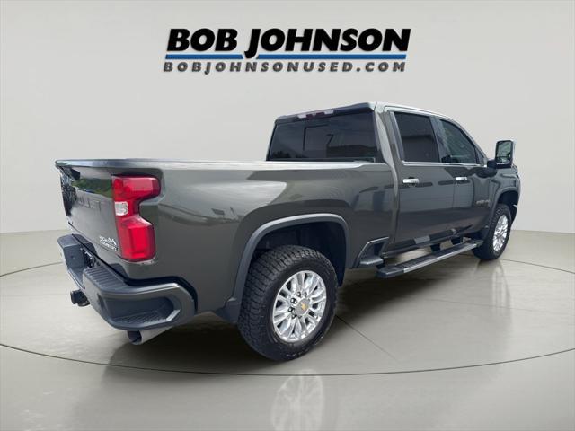 Photo of 2022 Greenstone Metallic Chevrolet Silverado 2500