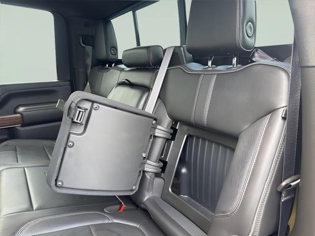 Photo of 2022 Greenstone Metallic Chevrolet Silverado 2500