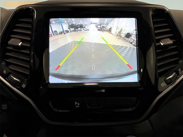 Photo of 2020 Billet Silver Metallic Clearcoat Jeep Cherokee