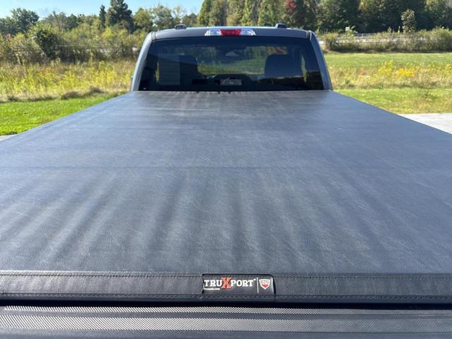 Photo of 2024 Carbonized Gray Metallic Ford F-150