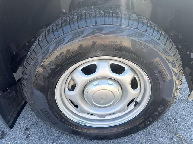 Photo of 2024 Carbonized Gray Metallic Ford F-150