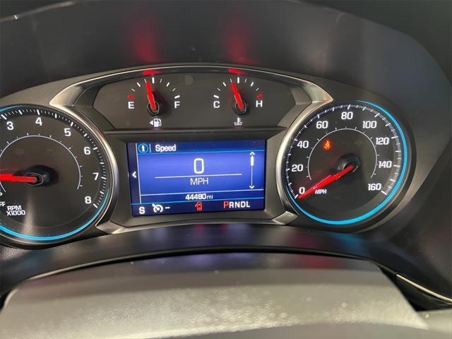 Photo of 2022 Iridescent Pearl Tricoat Chevrolet Equinox