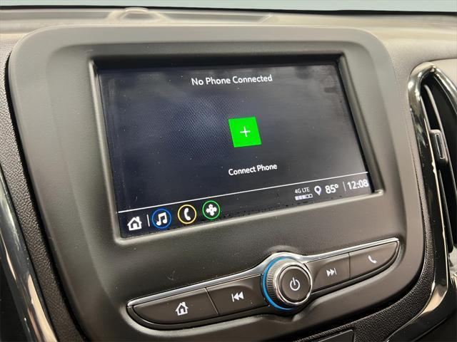 Photo of 2022 Iridescent Pearl Tricoat Chevrolet Equinox