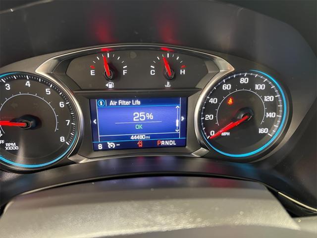 Photo of 2022 Iridescent Pearl Tricoat Chevrolet Equinox