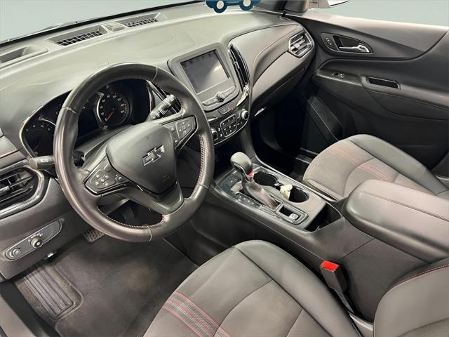 Photo of 2022 Iridescent Pearl Tricoat Chevrolet Equinox