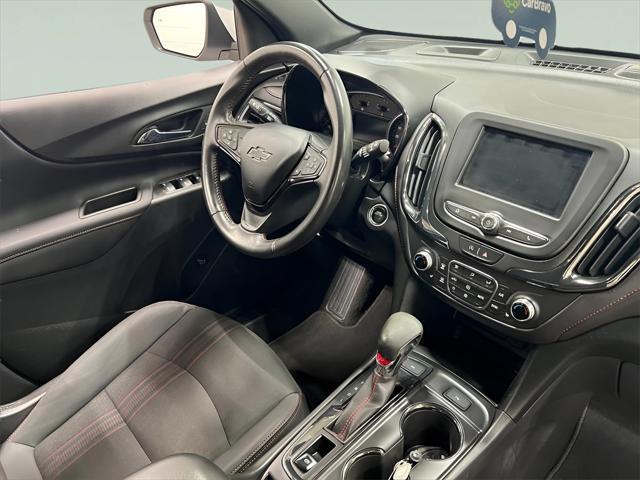 Photo of 2022 Iridescent Pearl Tricoat Chevrolet Equinox