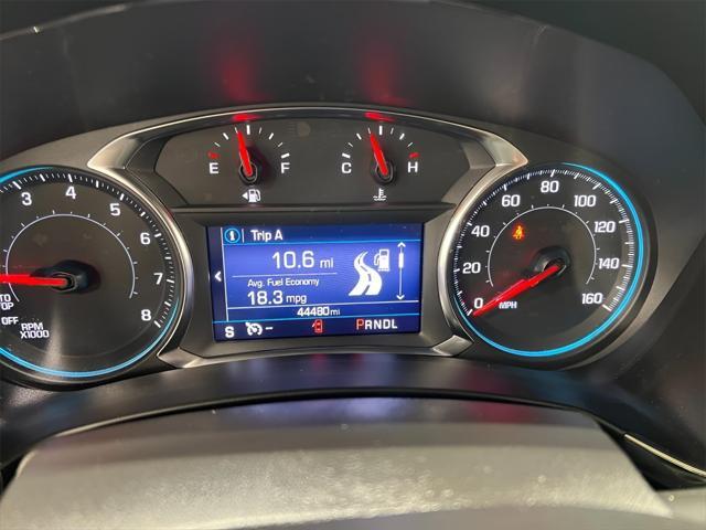 Photo of 2022 Iridescent Pearl Tricoat Chevrolet Equinox