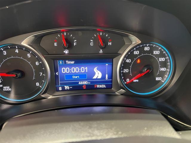Photo of 2022 Iridescent Pearl Tricoat Chevrolet Equinox