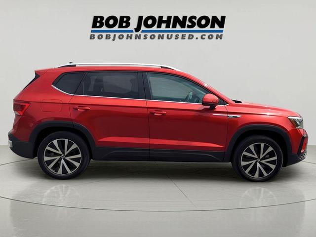 Photo of 2022 Red Metallic Volkswagen Taos