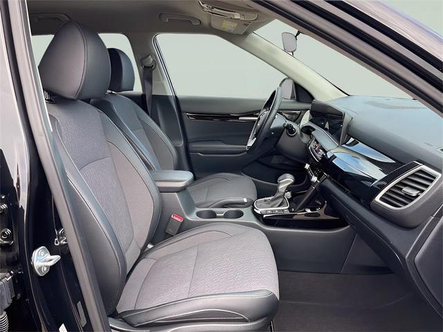 Photo of 2024 Fusion Black Kia Seltos