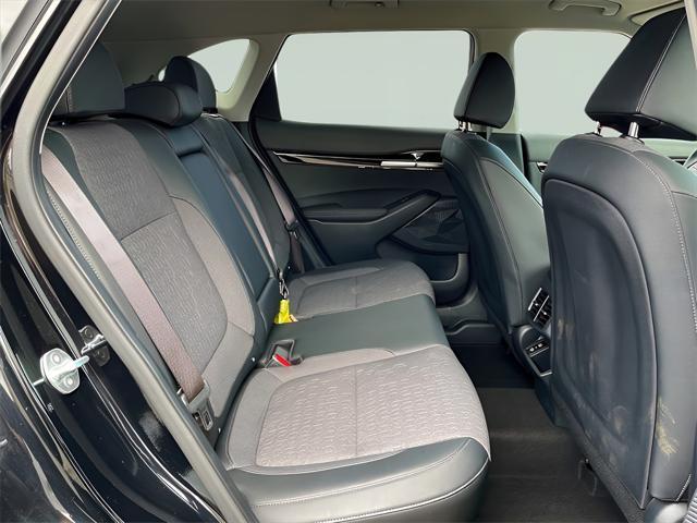 Photo of 2024 Fusion Black Kia Seltos