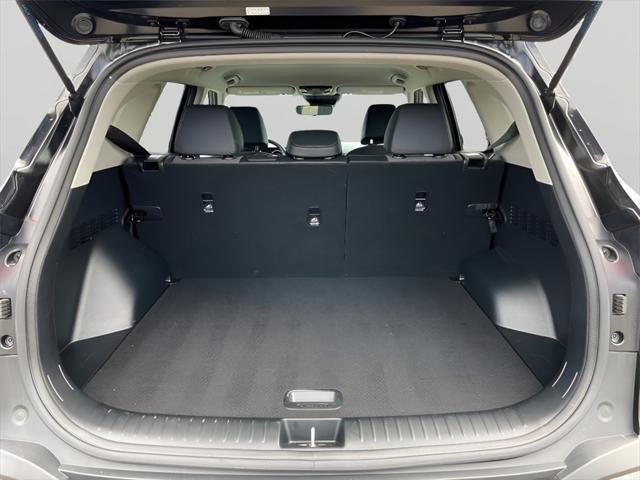 Photo of 2024 Fusion Black Kia Seltos