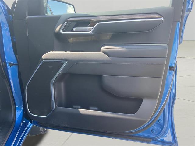Photo of 2022 Glacier Blue Metallic Chevrolet Silverado 1500