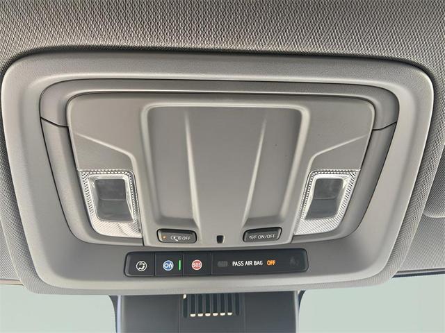 Photo of 2022 Glacier Blue Metallic Chevrolet Silverado 1500