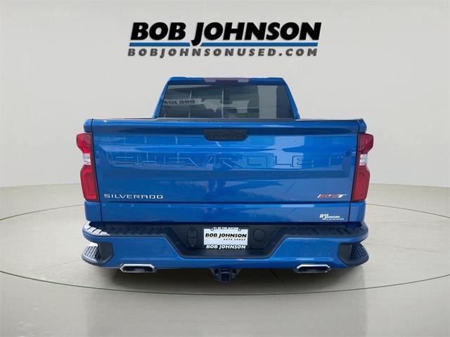Photo of 2022 Glacier Blue Metallic Chevrolet Silverado 1500