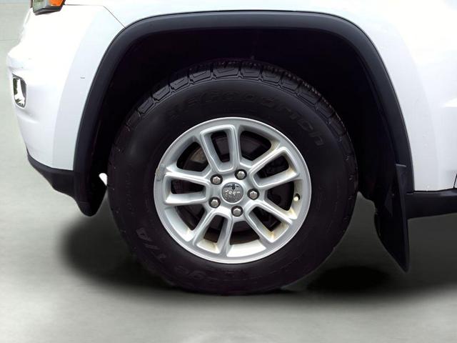 Photo of 2020 Bright White Clearcoat Jeep Grand Cherokee
