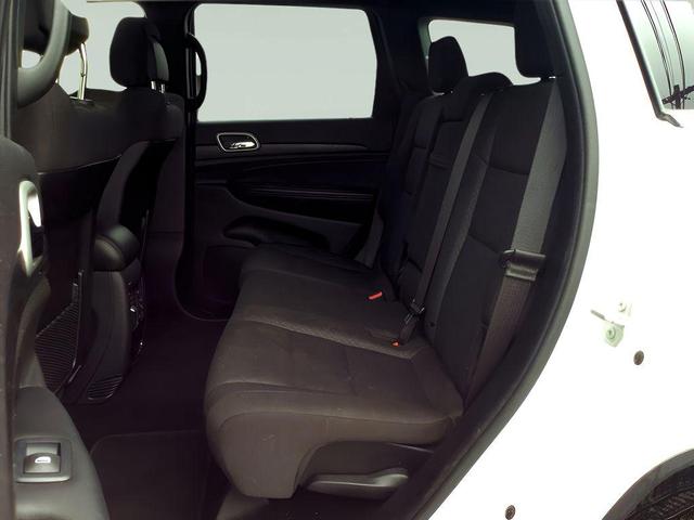 Photo of 2020 Bright White Clearcoat Jeep Grand Cherokee