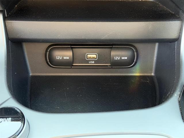 Photo of 2021 Dark Ocean Blue/White Roof Kia Seltos