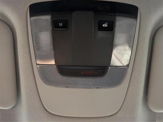 Photo of 2021 Dark Ocean Blue/White Roof Kia Seltos