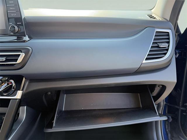 Photo of 2021 Dark Ocean Blue/White Roof Kia Seltos