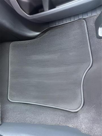 Photo of 2022 Space White Metallic Ford F-150