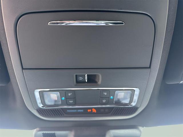 Photo of 2022 Space White Metallic Ford F-150