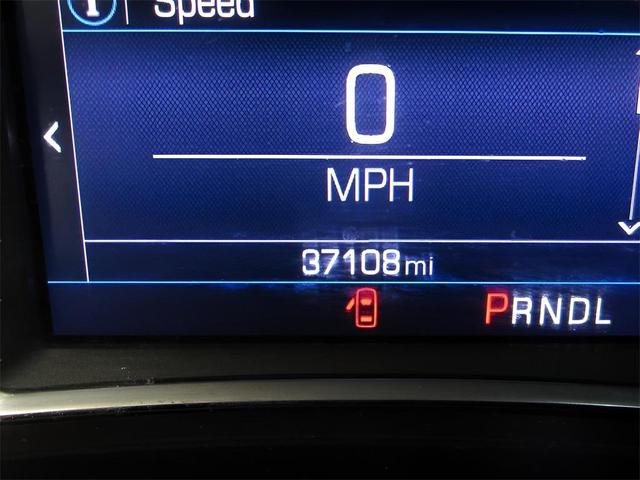 Photo of 2022 Summit White Chevrolet Equinox