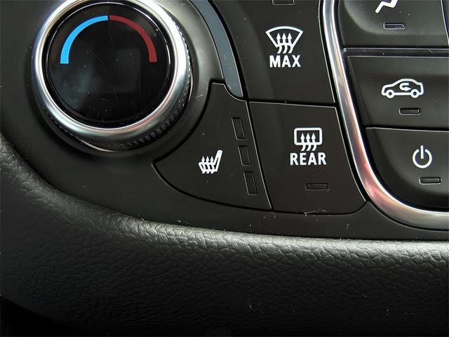 Photo of 2022 Summit White Chevrolet Equinox