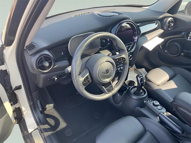 Photo of 2023 Pepper White MINI Hardtop