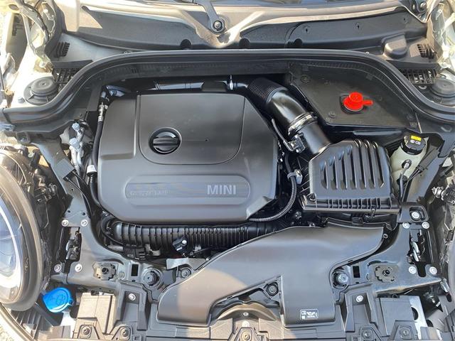 Photo of 2023 Pepper White MINI Hardtop