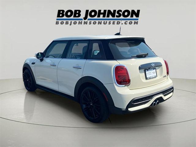 Photo of 2023 Pepper White MINI Hardtop
