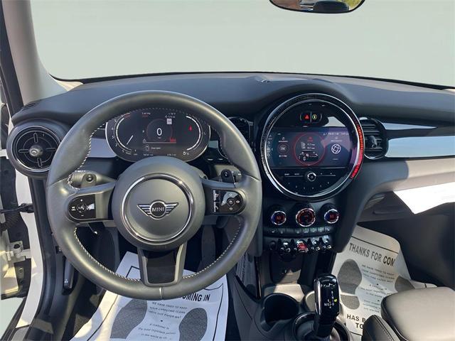 Photo of 2023 Pepper White MINI Hardtop