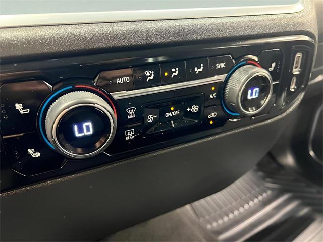 Photo of 2022 Black Chevrolet Silverado 1500