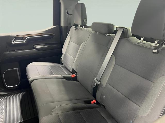 Photo of 2022 Black Chevrolet Silverado 1500