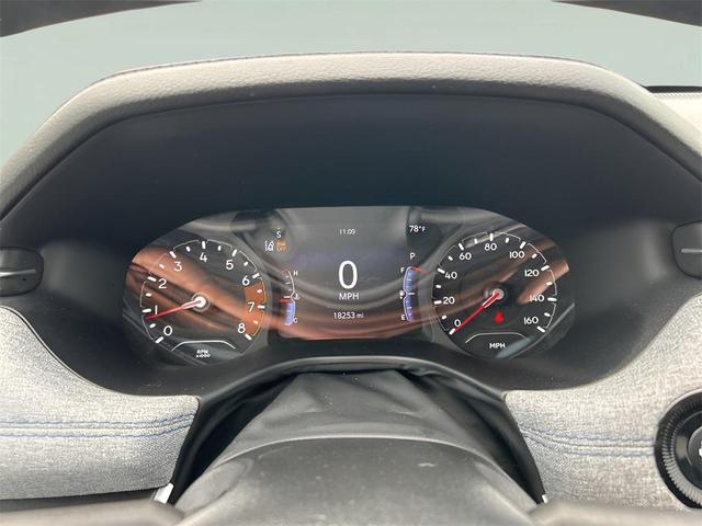 Photo of 2022 Granite Crystal Metallic Clearcoat Jeep Compass