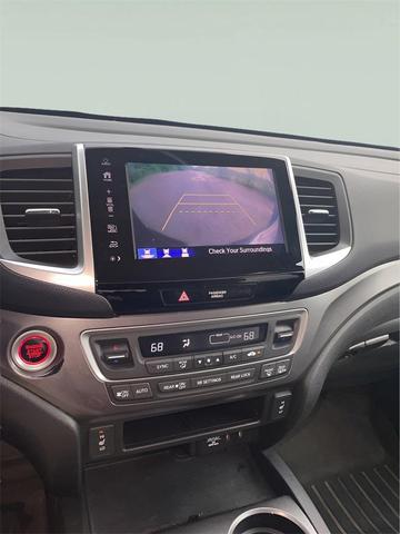 Photo of 2018 Crystal Black Pearl Honda Pilot