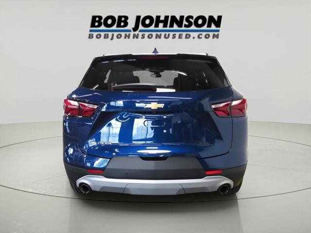 Photo of 2022 Blue Glow Metallic Chevrolet Blazer