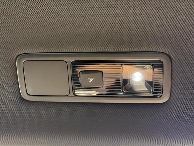 Photo of 2024 Deep Black Pearl Effect Volkswagen Tiguan